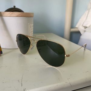 Ray-ban classic aviators - NWT RB3025